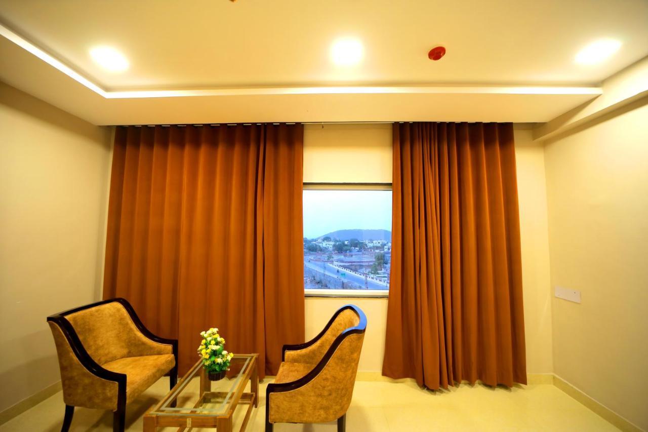 The Sky Imperial - Shahi Hotels & Resort Nāthdwāra Exterior foto